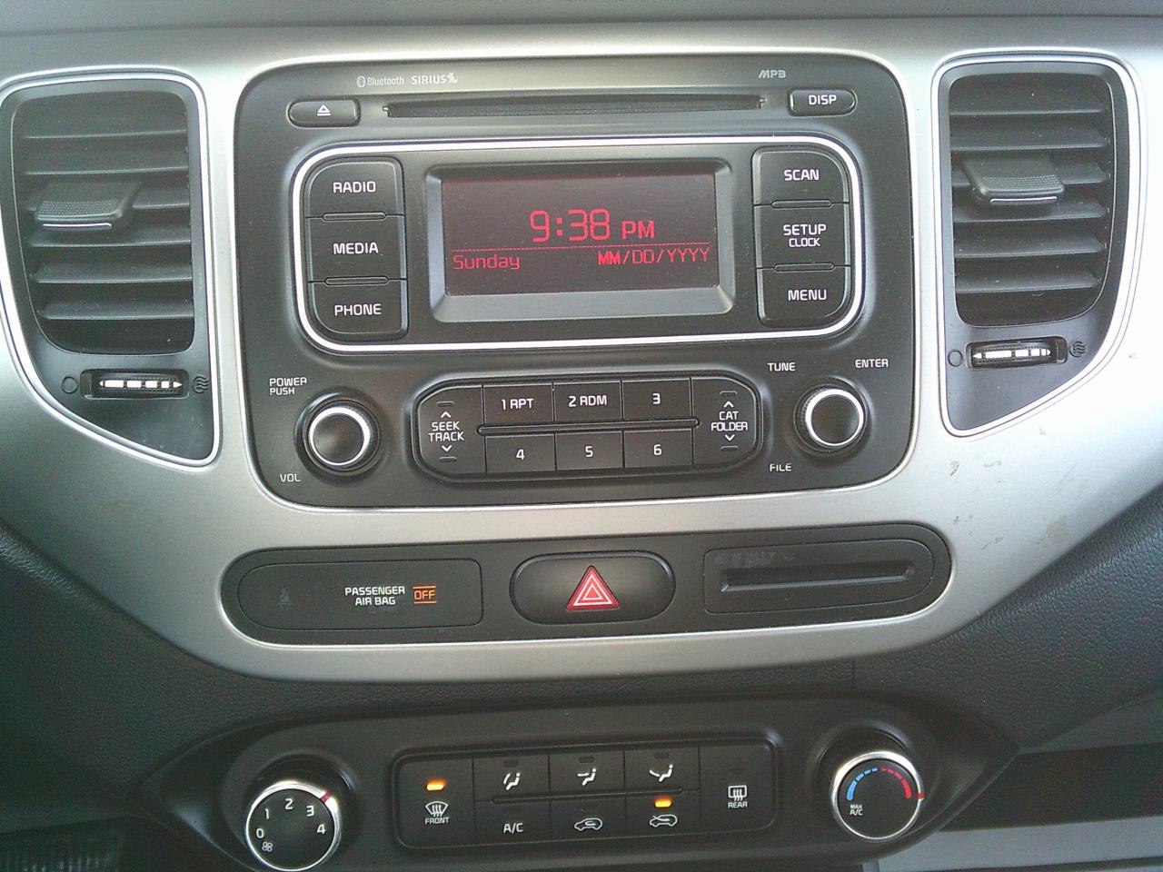 2016 Kia Rondo 4dr Wgn Auto LX Value Photo