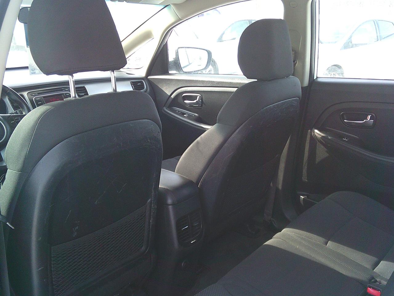 2016 Kia Rondo 4dr Wgn Auto LX Value Photo