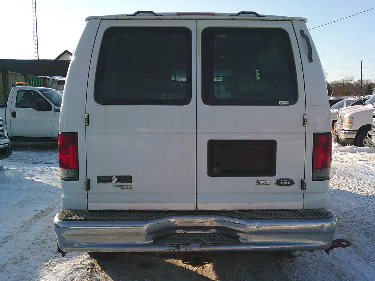 2011 Ford Econoline E-350 Super Duty Commercial Photo