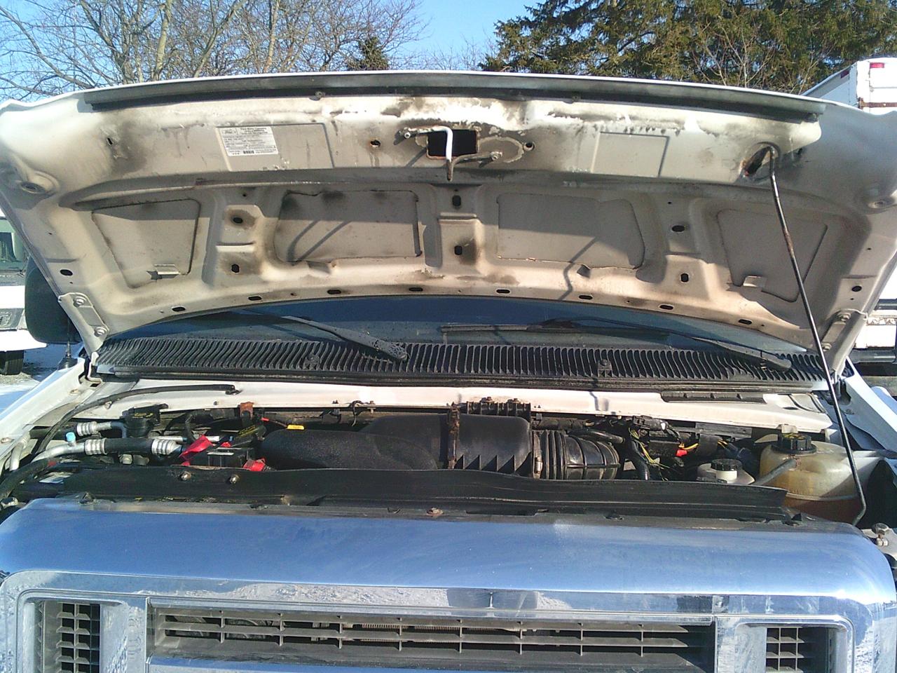 2011 Ford Econoline E-350 Super Duty Commercial Photo