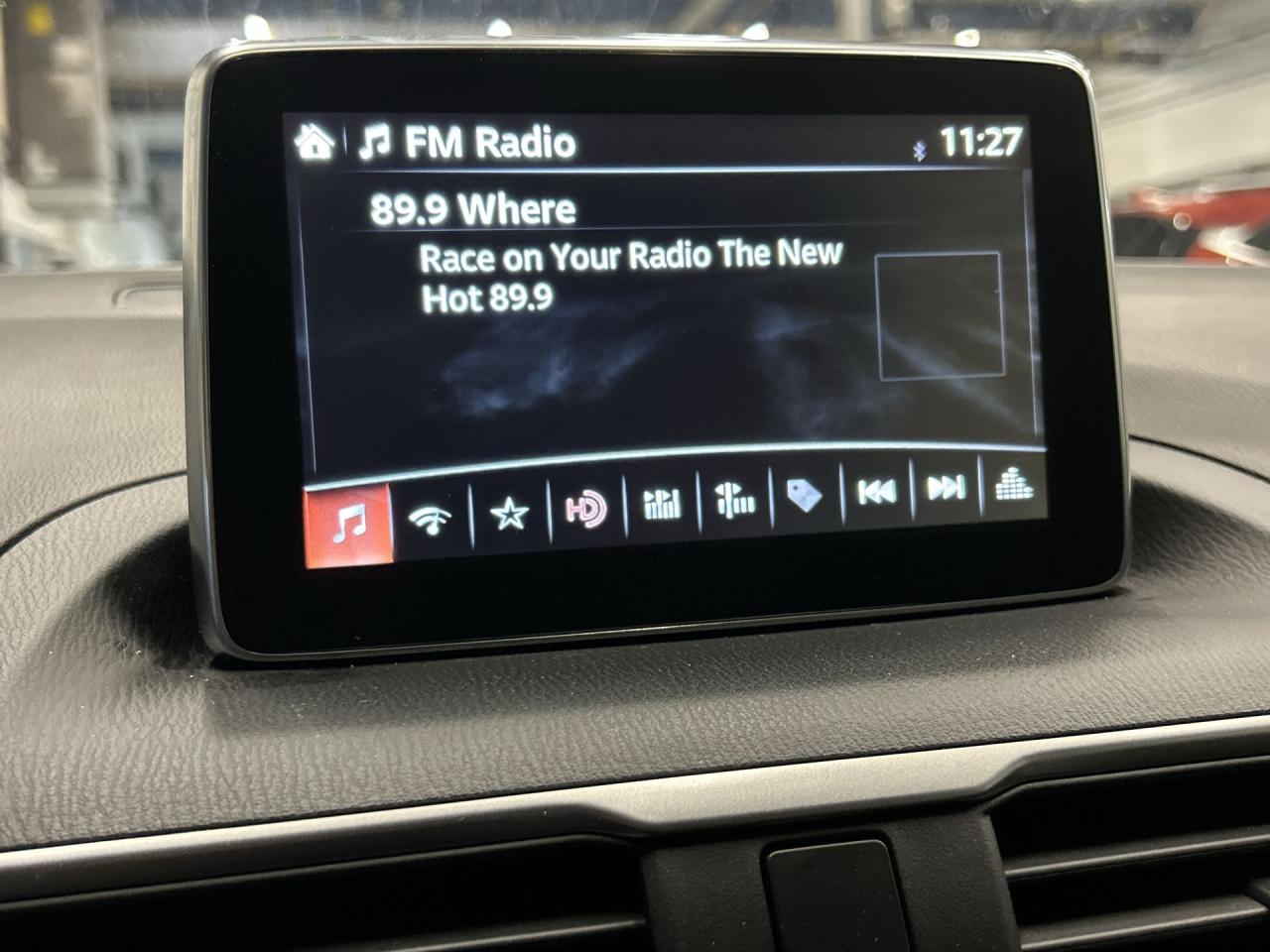 2016 Mazda MAZDA3 Sport HATCH | ONLY 79,000KMS! | REAR CAM | BLUETOOTH Photo2