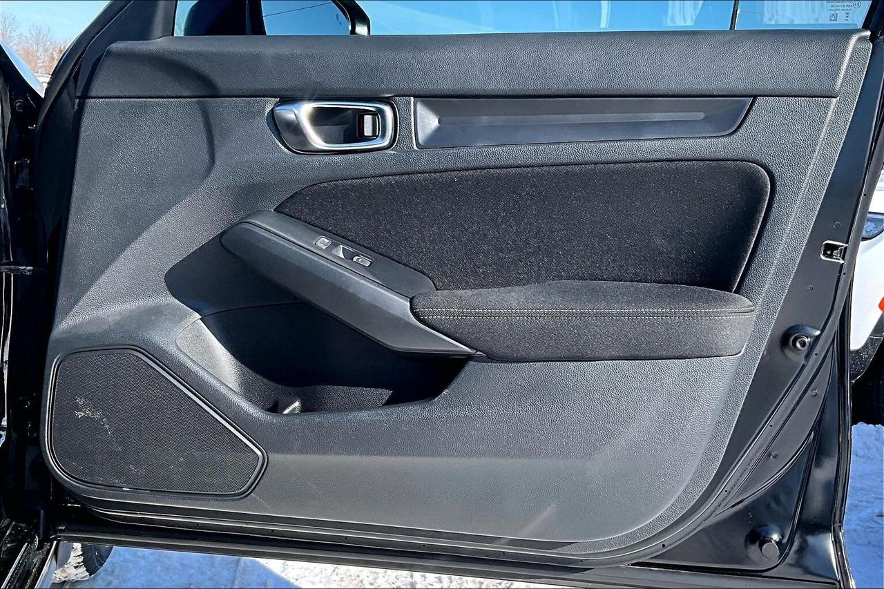 2025 Honda Civic Sedan LX | Heated Seats | CarPlay | Remote Start | AWD Photo