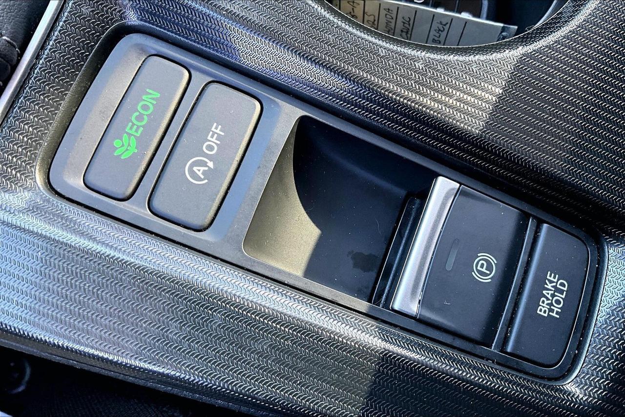 2025 Honda Civic Sedan LX | Heated Seats | CarPlay | Remote Start | AWD Photo