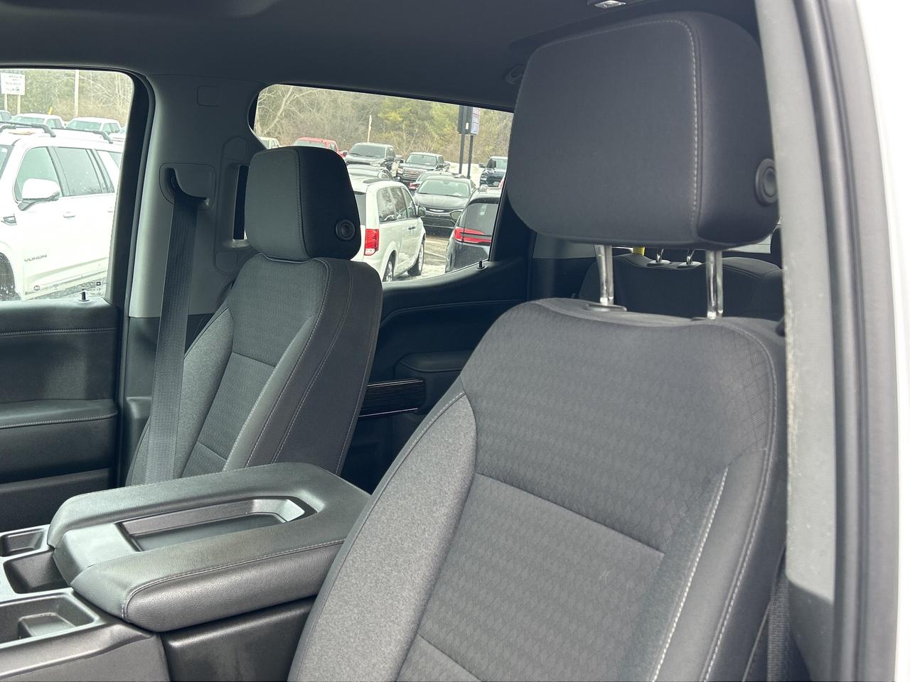 2022 GMC Sierra 1500 Limited SLE, CLEAN CARFAX, REMOTE START, BACK UP CAMERA! - Photo #10