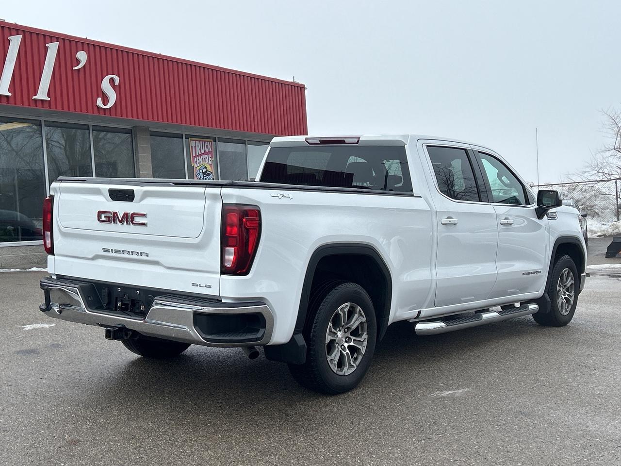 2022 GMC Sierra 1500 Limited SLE, CLEAN CARFAX, REMOTE START, BACK UP CAMERA! - Photo #8