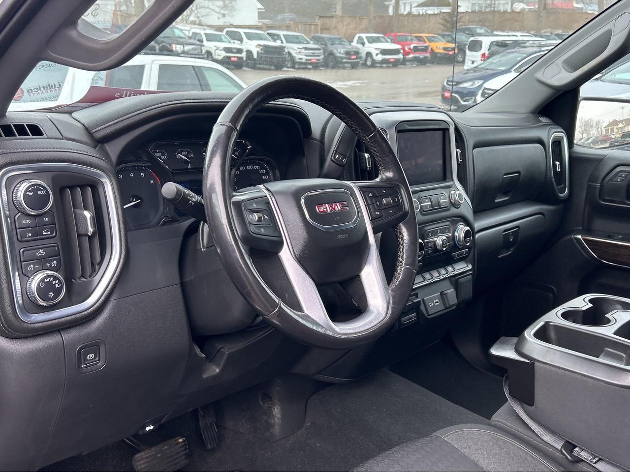 2022 GMC Sierra 1500 Limited SLE, CLEAN CARFAX, REMOTE START, BACK UP CAMERA! - Photo #9