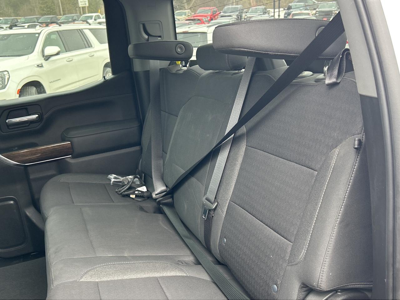 2022 GMC Sierra 1500 Limited SLE, CLEAN CARFAX, REMOTE START, BACK UP CAMERA! - Photo #11