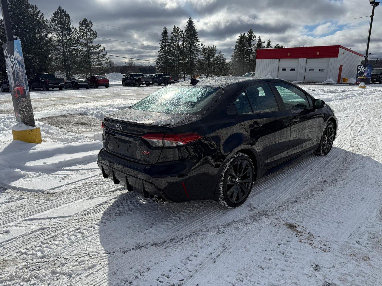 2026 Toyota Corolla XSE Photo4