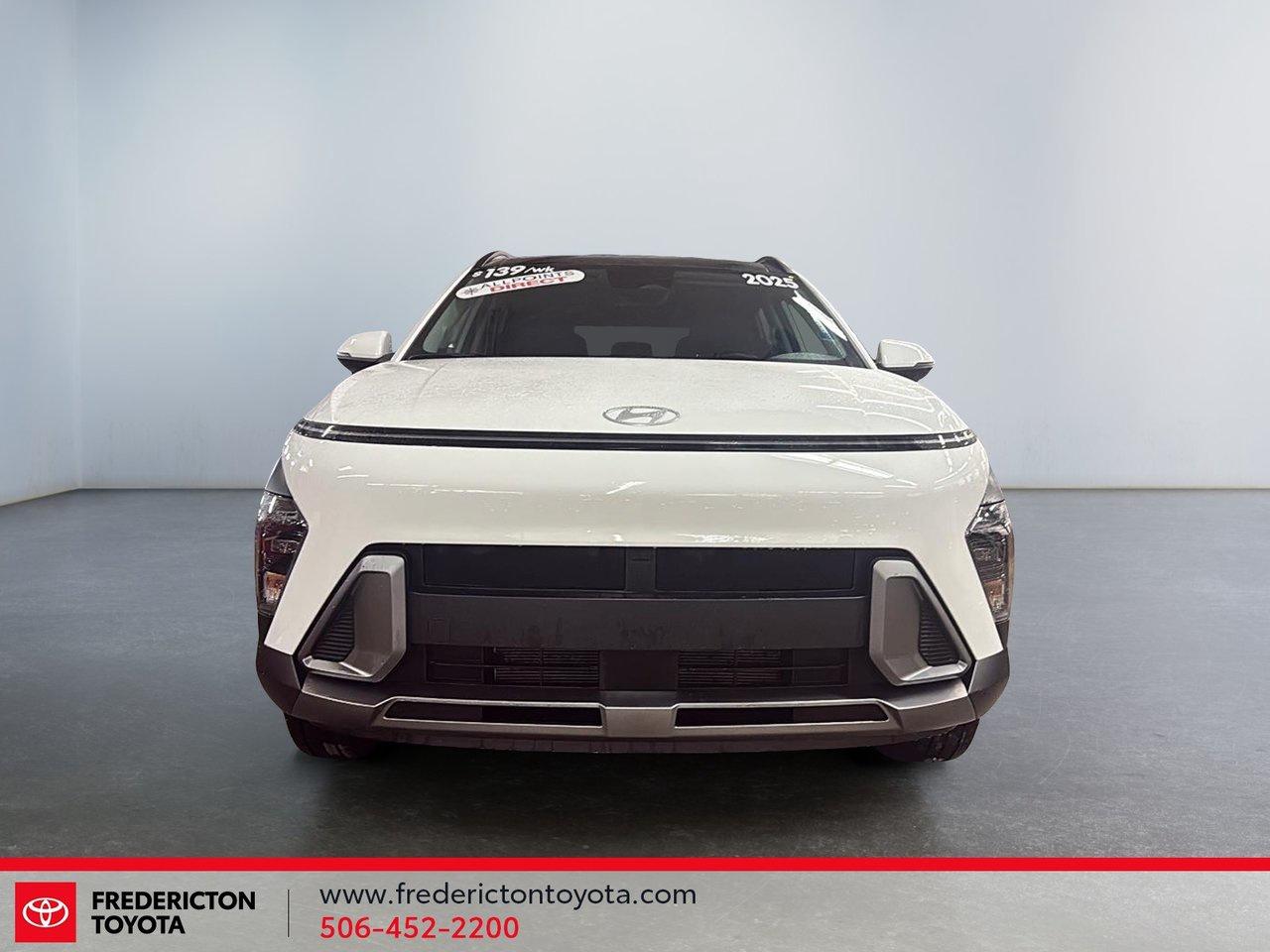 2025 Hyundai KONA Preferred Photo1