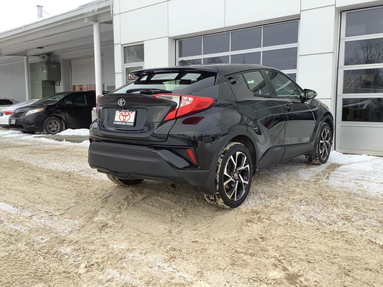 2021 Toyota C-HR  Photo