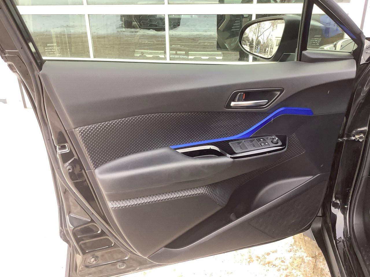 2021 Toyota C-HR  Photo