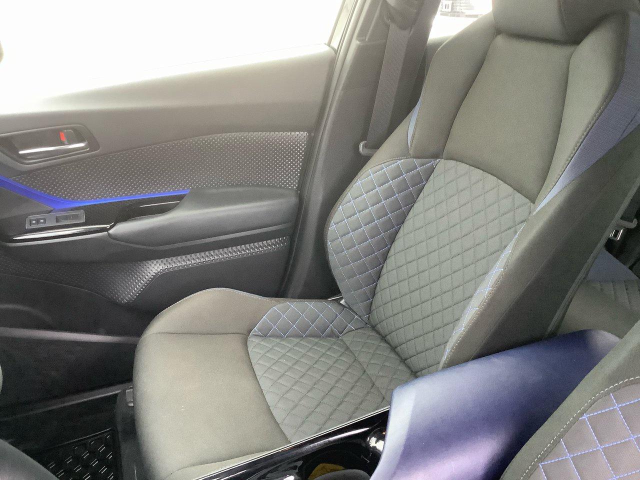 2021 Toyota C-HR  Photo