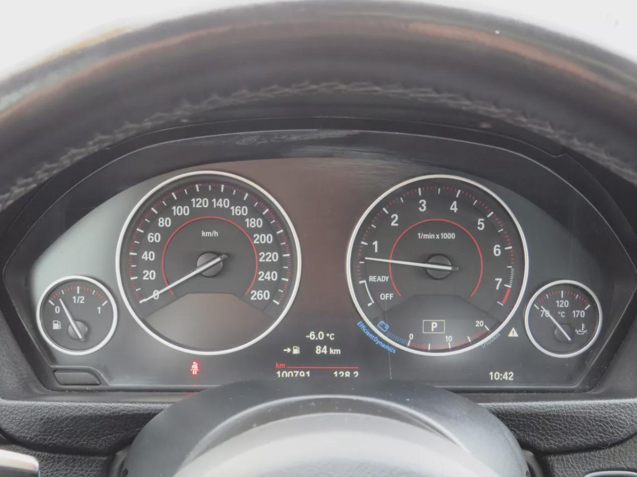 2016 BMW 4 Series 435i xDrive (**CLEAN TITLE/NO ACCIDENTS!!**SAFETY/CERTIFIED**AWD**ALLOY RIMS**FOG LIGHTS**LEATHER**NAVIGATION**SUNROOF**CD PLAYER**HEATED SEATS**PUSH BUTTON START**POWER SEATS**REVERSE CAMERA**DUAL CLIMATE CONTROL**RUBBER MATS**CRUISE CONTROL**BLUETOOTH** Photo