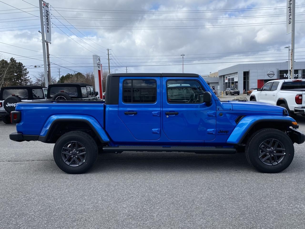 2026 Jeep Gladiator Sport S  - Freedom Top - $172.08 /Wk Photo4