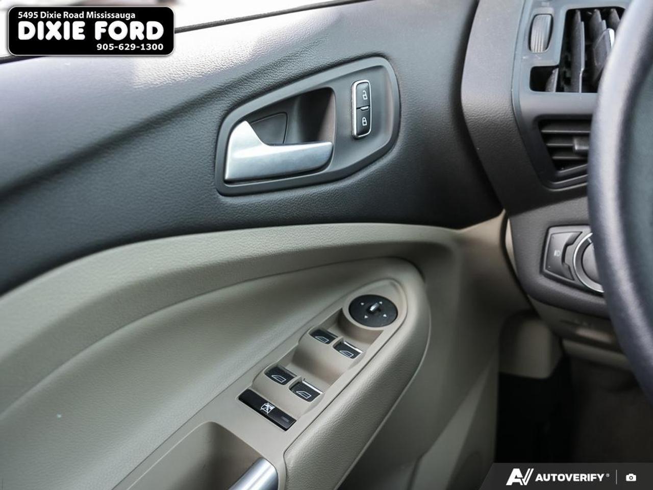 2014 Ford Escape SE Photo