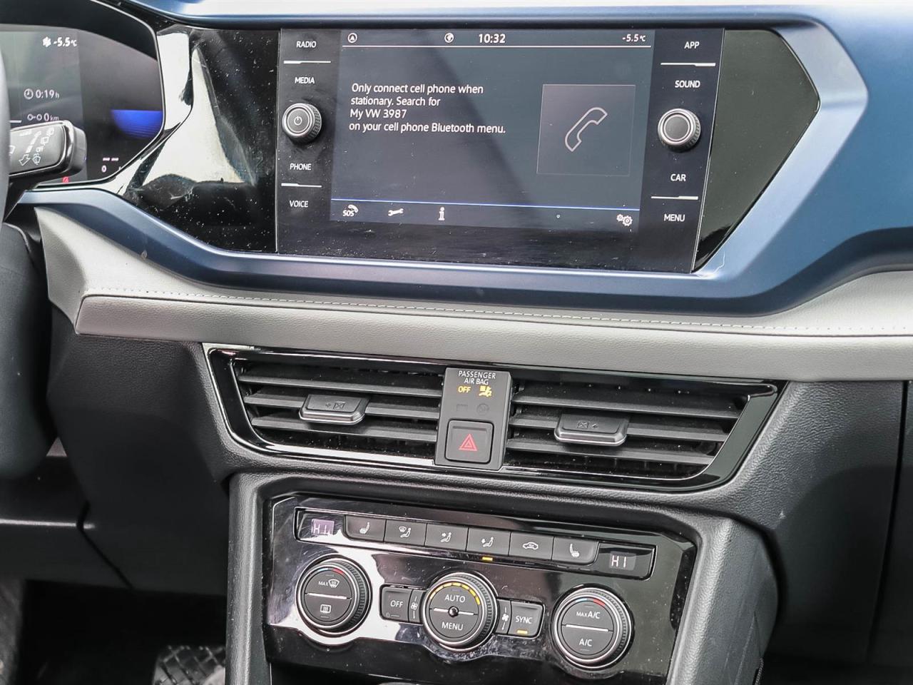 2024 Volkswagen Taos Comfortline Photo