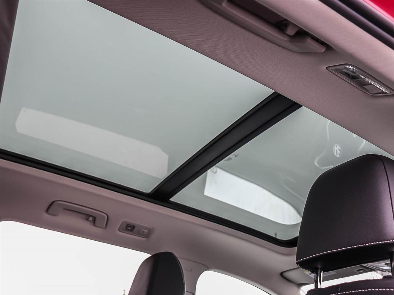 2024 Volkswagen Taos Comfortline Photo