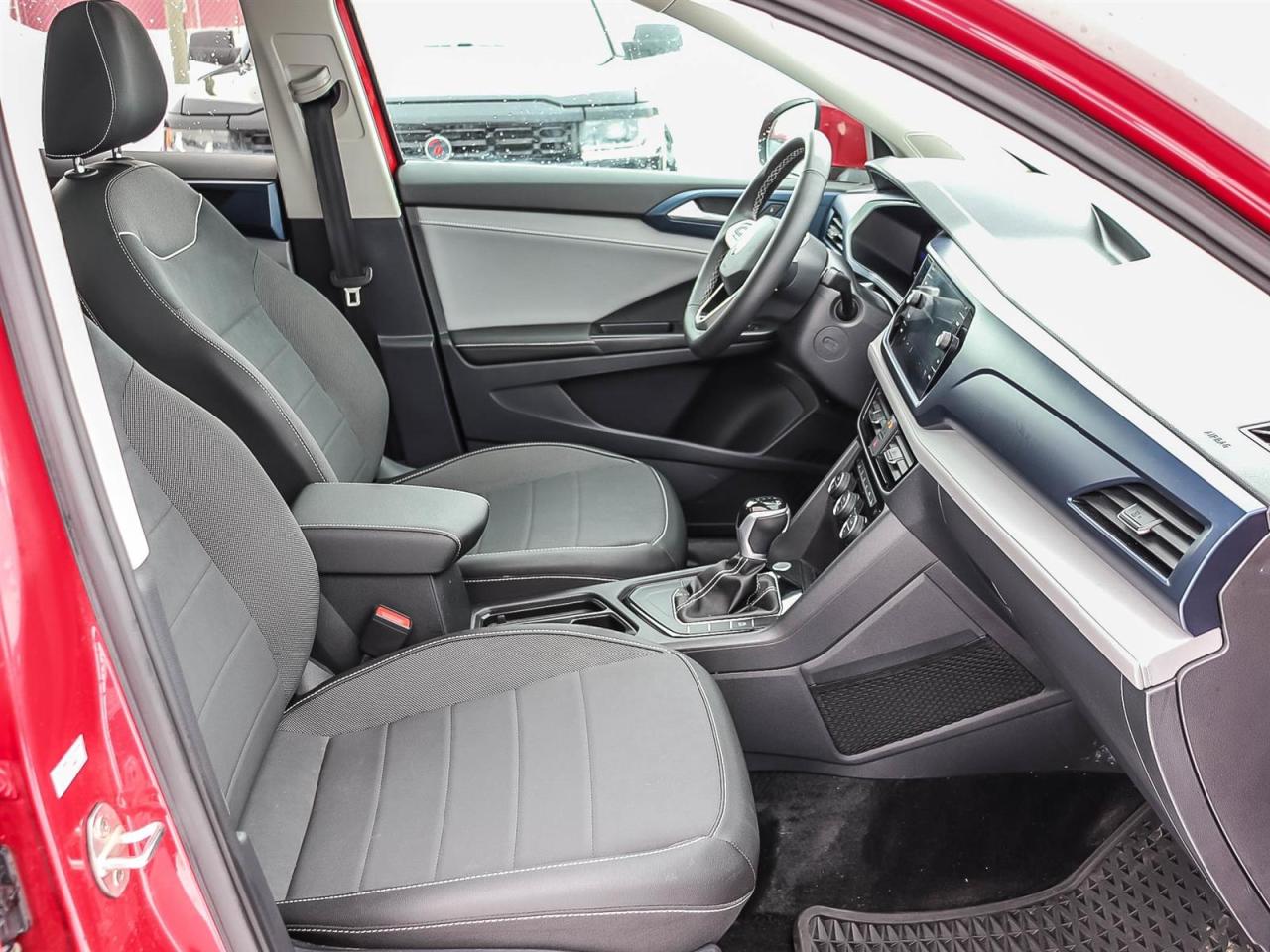 2024 Volkswagen Taos Comfortline Photo