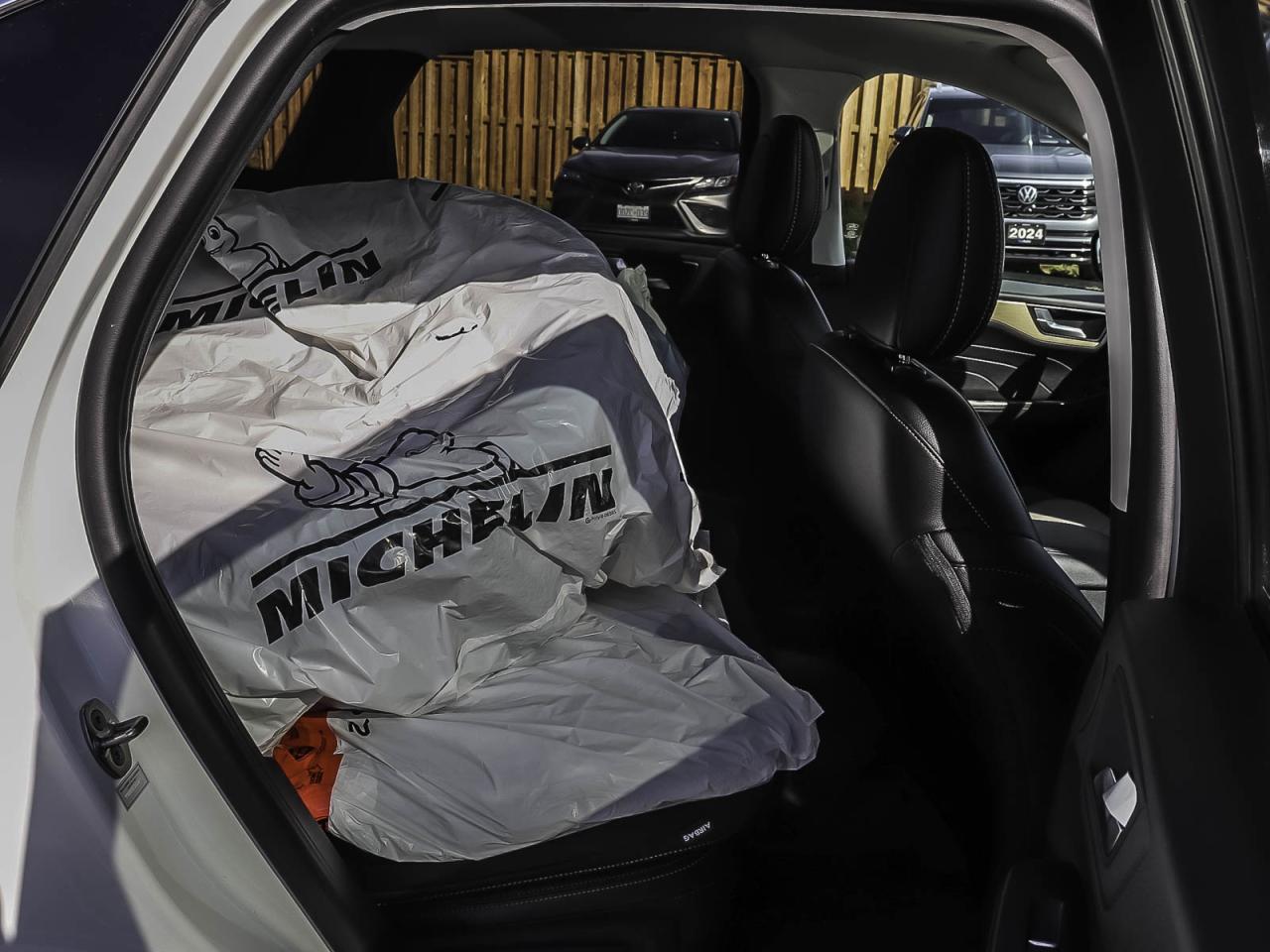 2021 Ford Escape Titanium Hybrid Photo