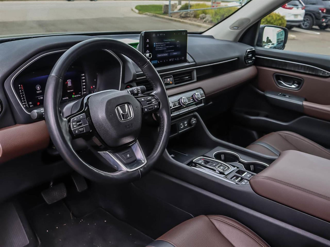 2023 Honda Pilot Touring Photo