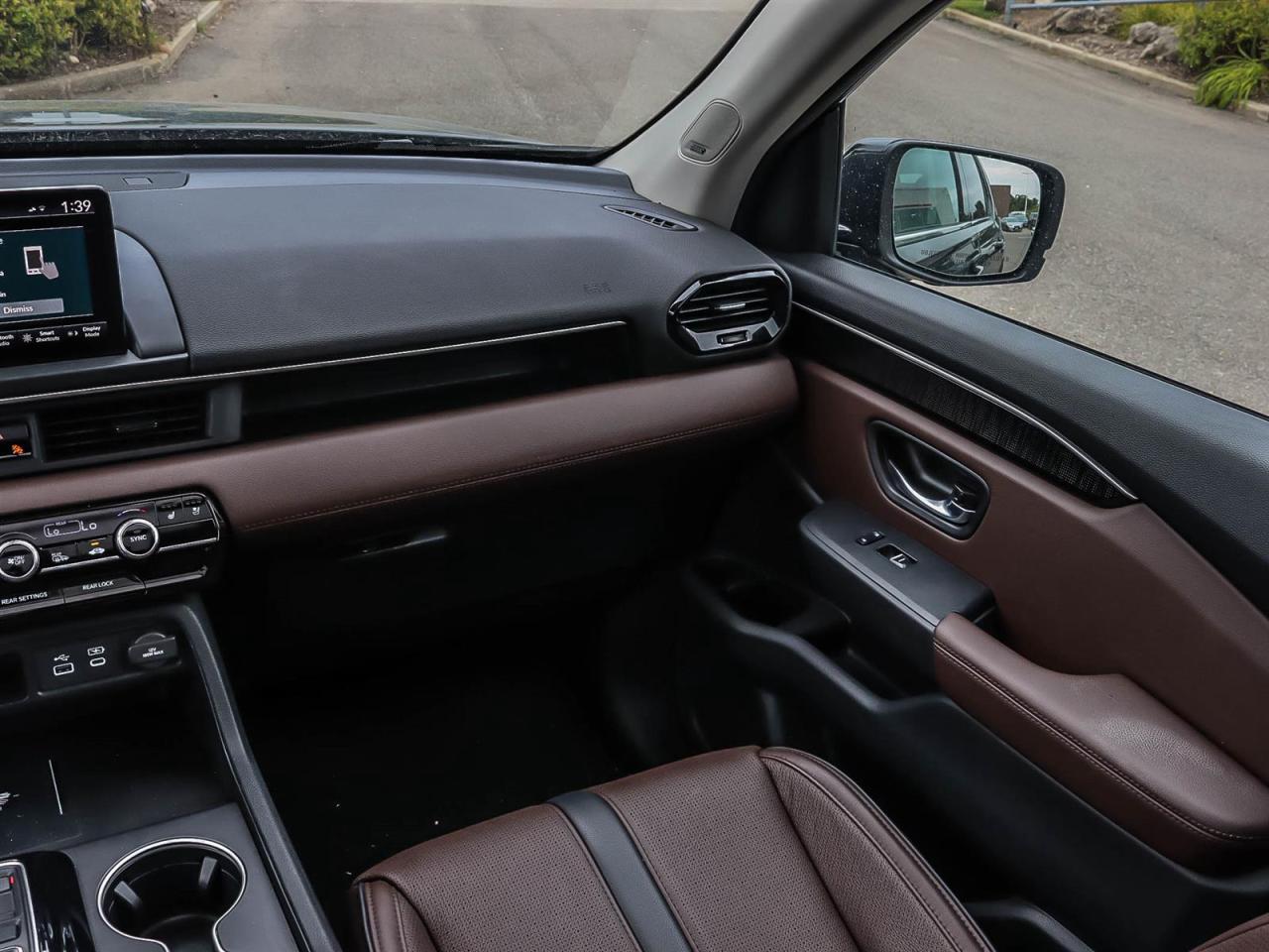 2023 Honda Pilot Touring Photo