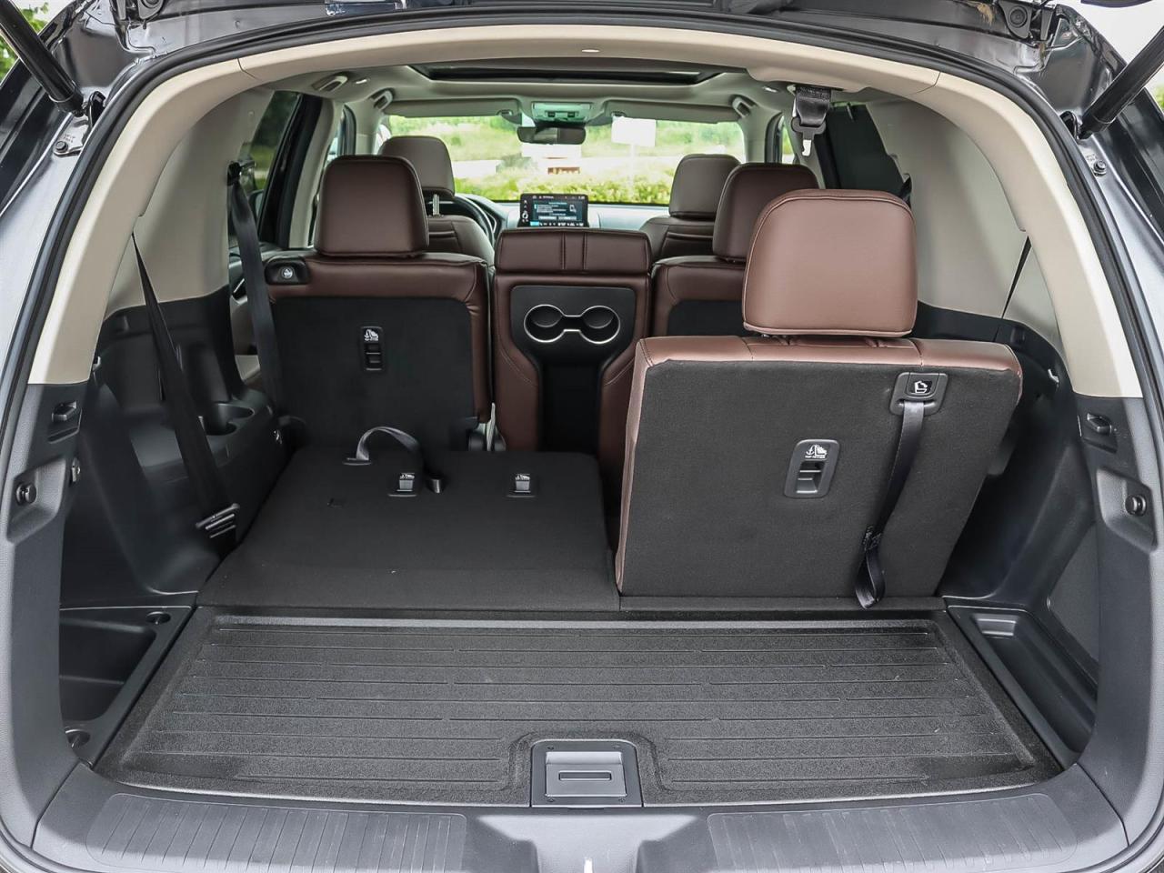 2023 Honda Pilot Touring Photo