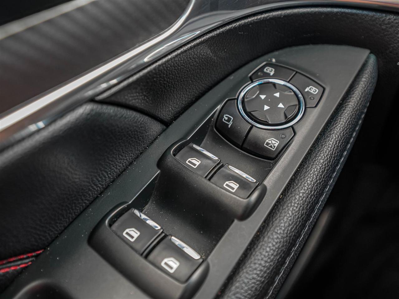 2016 Ford Explorer Sport  Photo