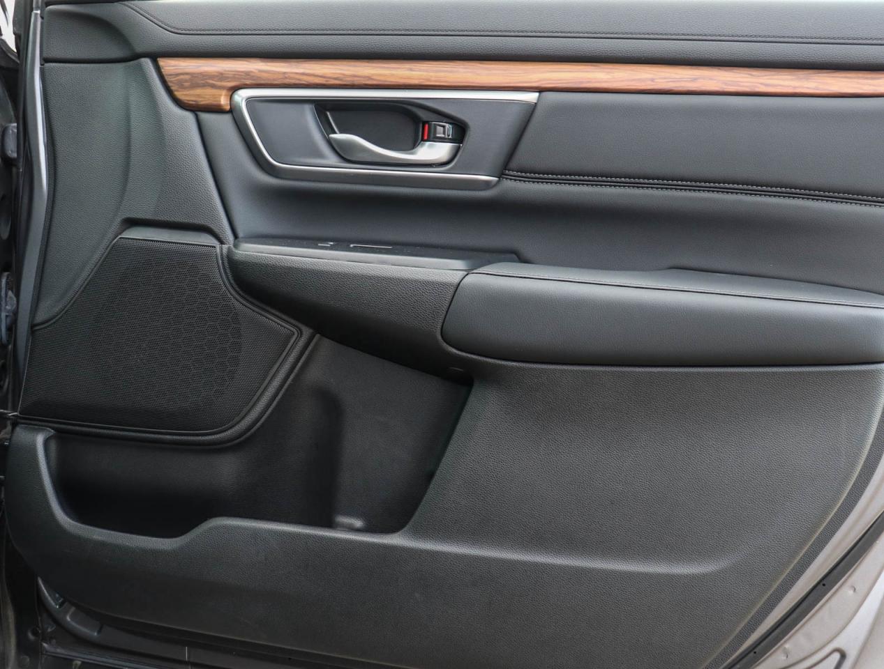 2021 Honda CR-V Touring Photo