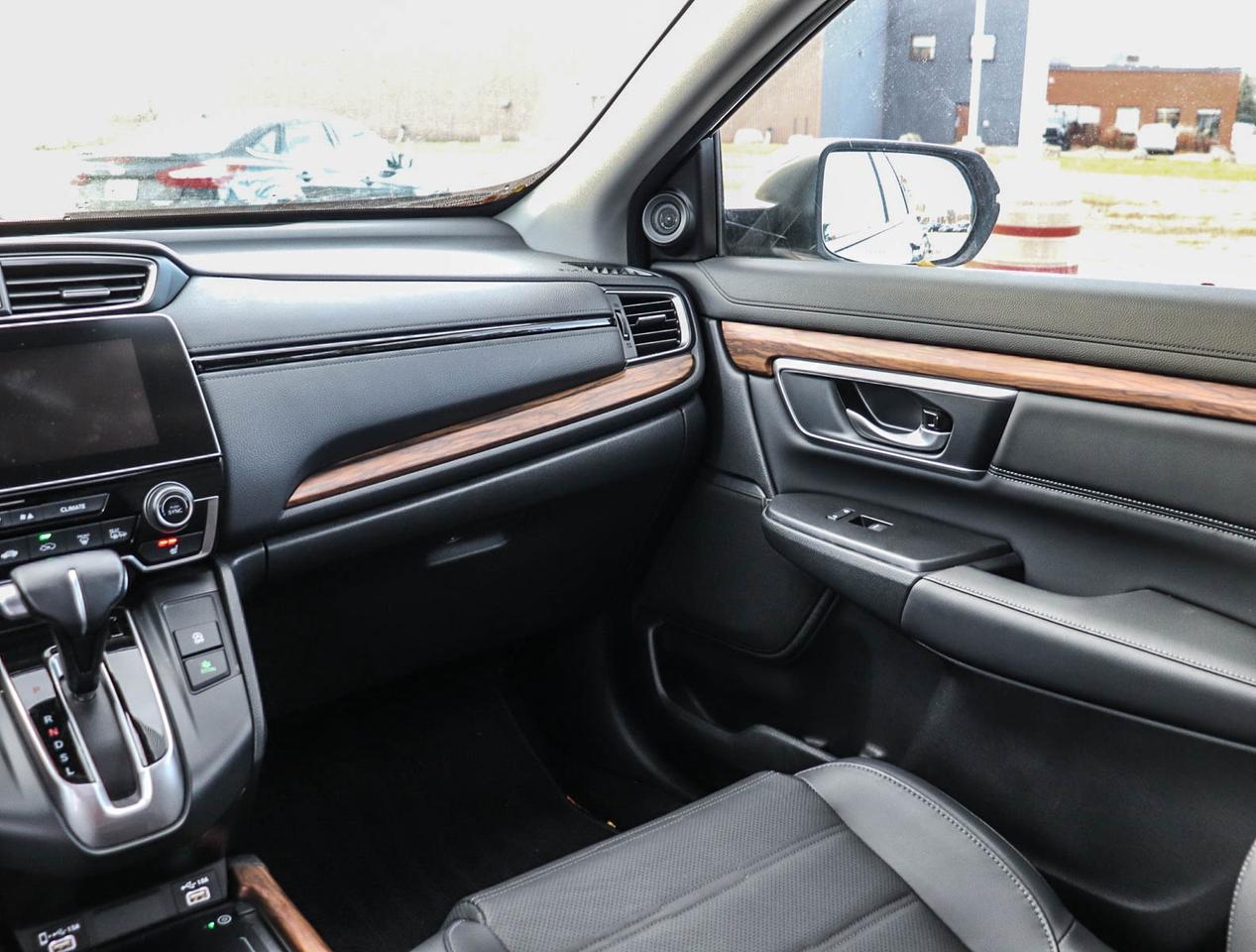 2021 Honda CR-V Touring Photo