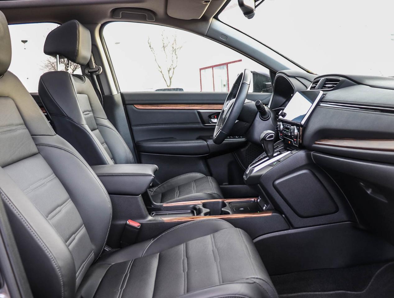 2021 Honda CR-V Touring Photo