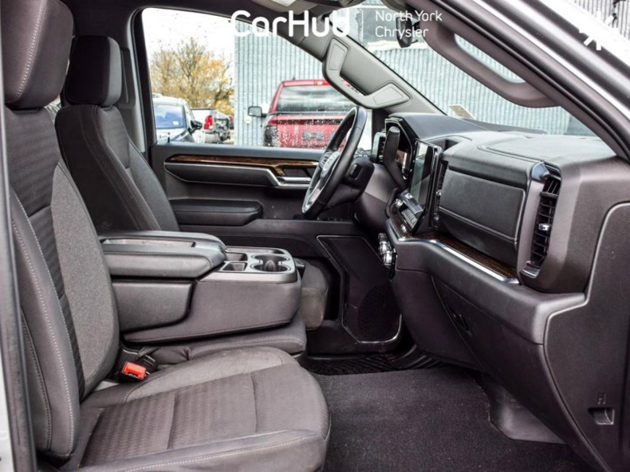 2024 GMC Sierra 1500 SLE 147'' V8 6 Seater MultiPro Tailgate Side Steps Tonneau Cover Photo