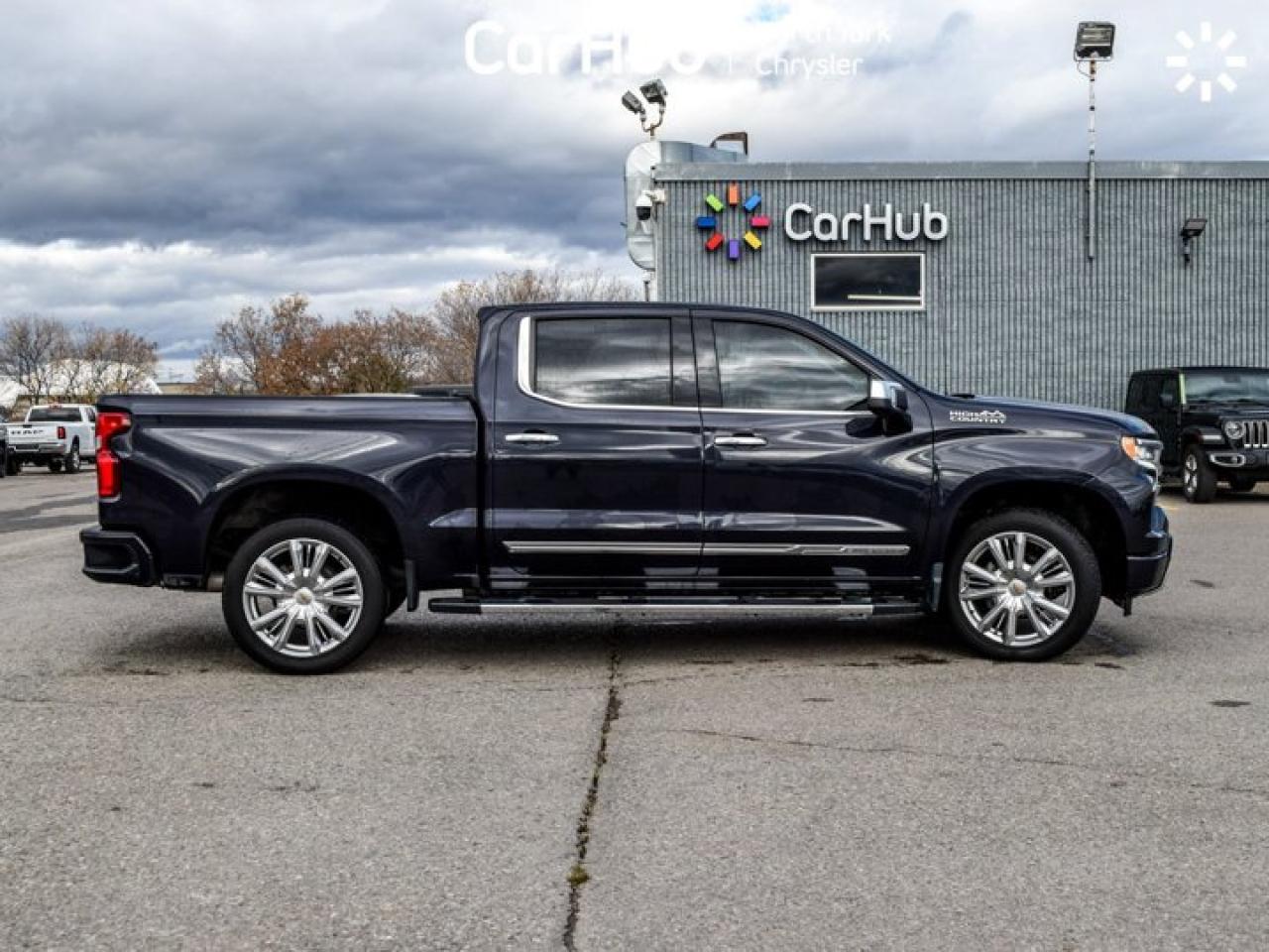 2023 Chevrolet Silverado 1500 High Country 147'' 6.2L V8 Leather Captain Seats Photo