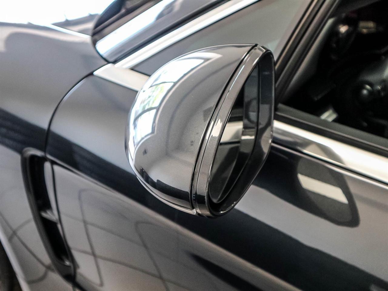 2018 Porsche Panamera Turbo Photo