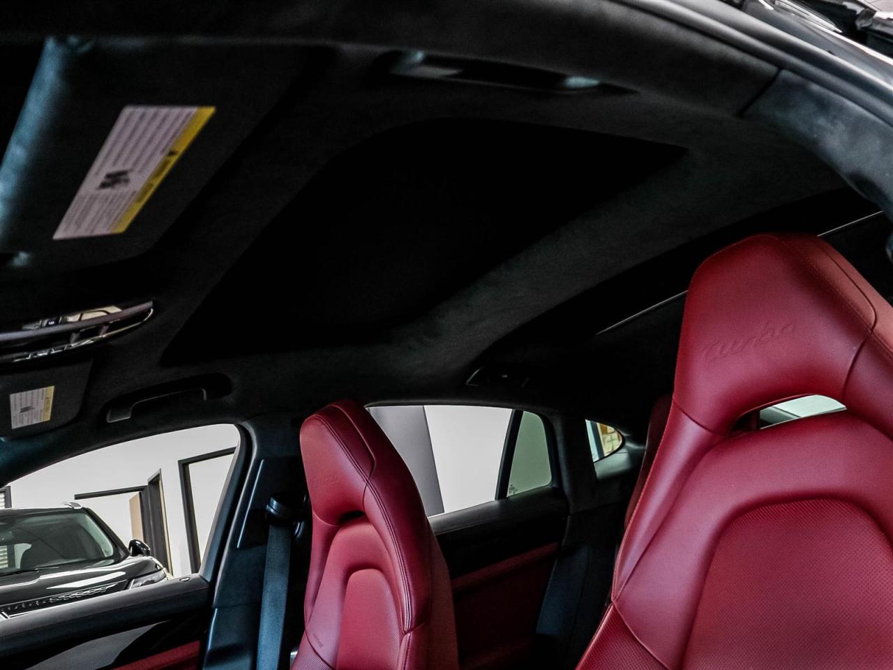 2018 Porsche Panamera Turbo Photo