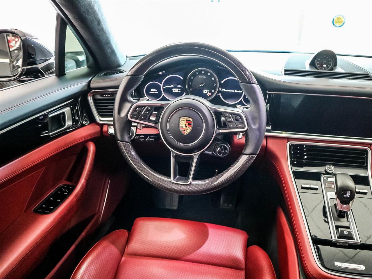 2018 Porsche Panamera Turbo Photo