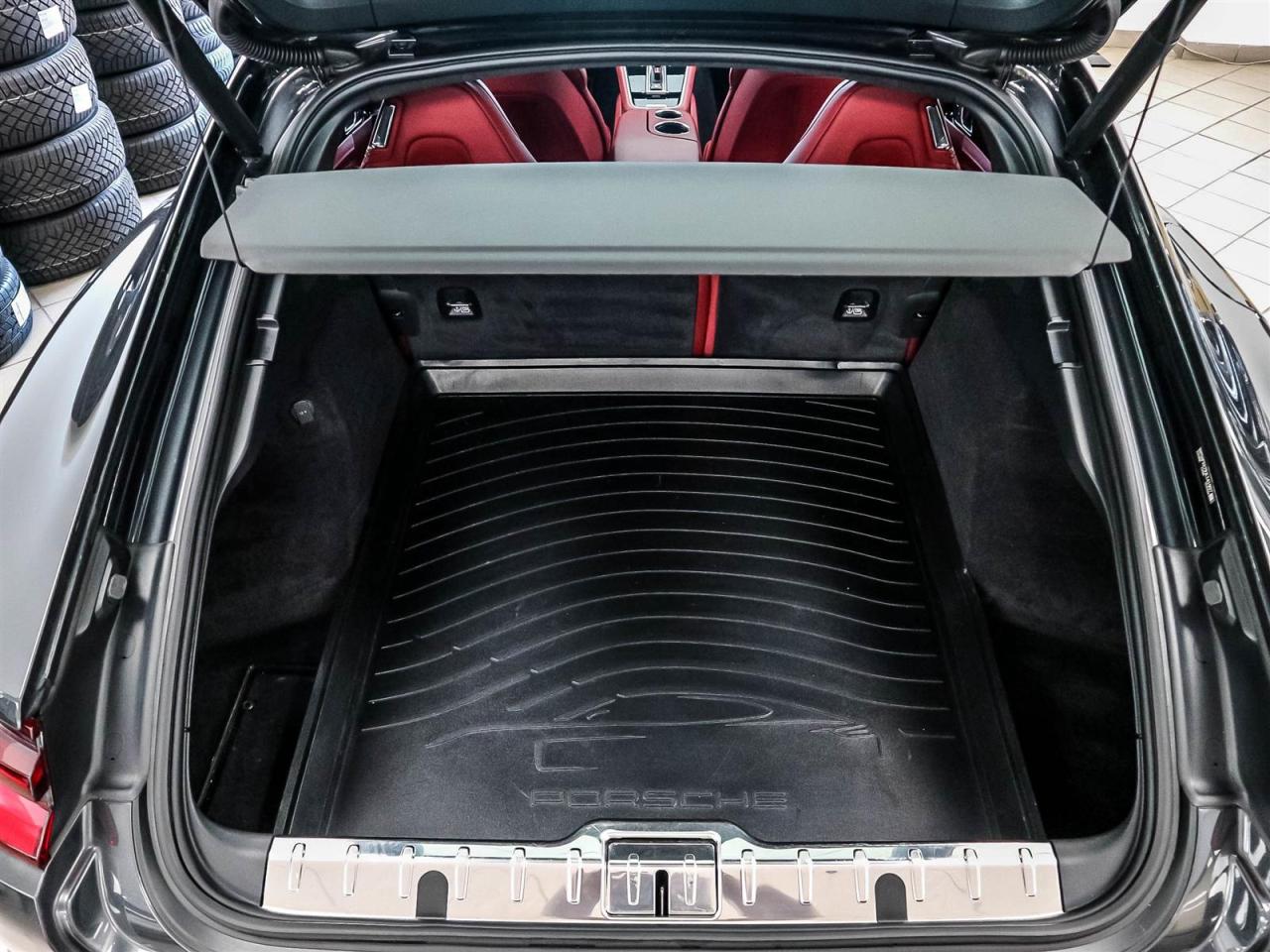 2018 Porsche Panamera Turbo Photo