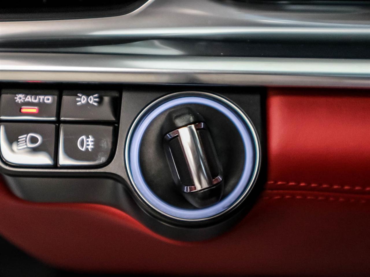 2018 Porsche Panamera Turbo Photo