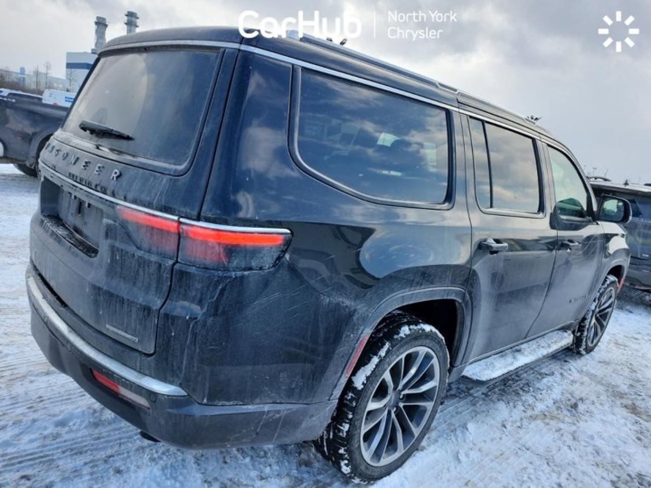 2022 Jeep Wagoneer Series II RearSeat Entertainment Group passenger interactive display Photo2