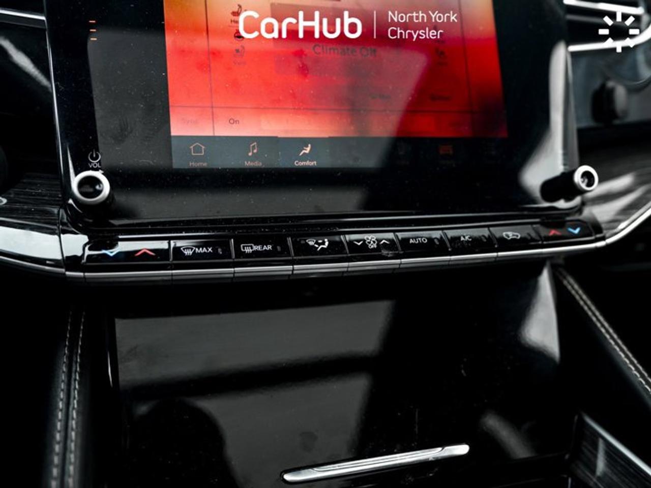 2022 Jeep Wagoneer Series II RearSeat Entertainment Group passenger interactive display Photo