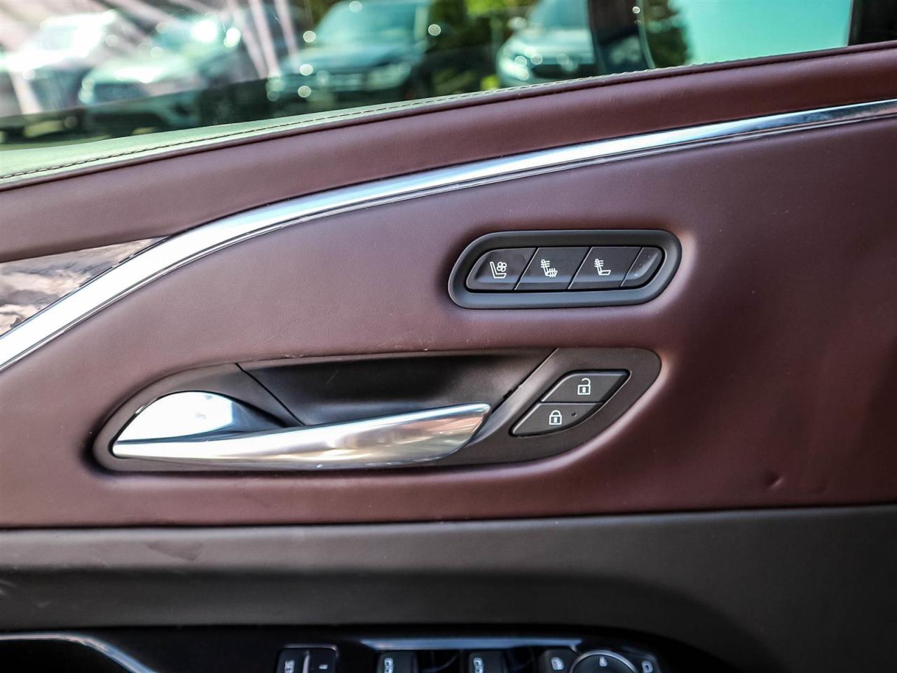 2021 Cadillac Escalade ESV Sport Platinum Photo