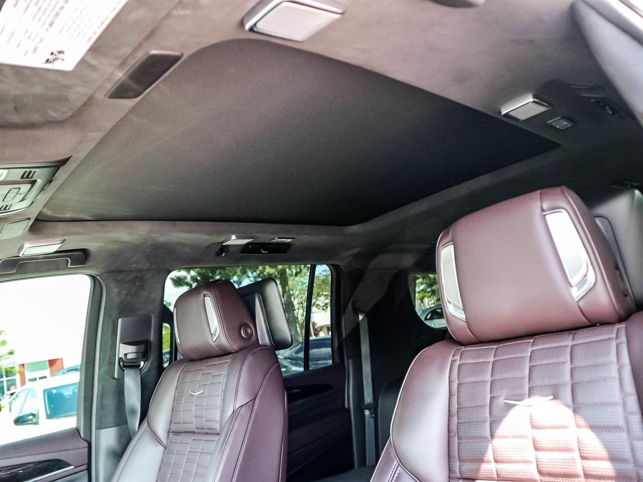 2021 Cadillac Escalade ESV Sport Platinum Photo