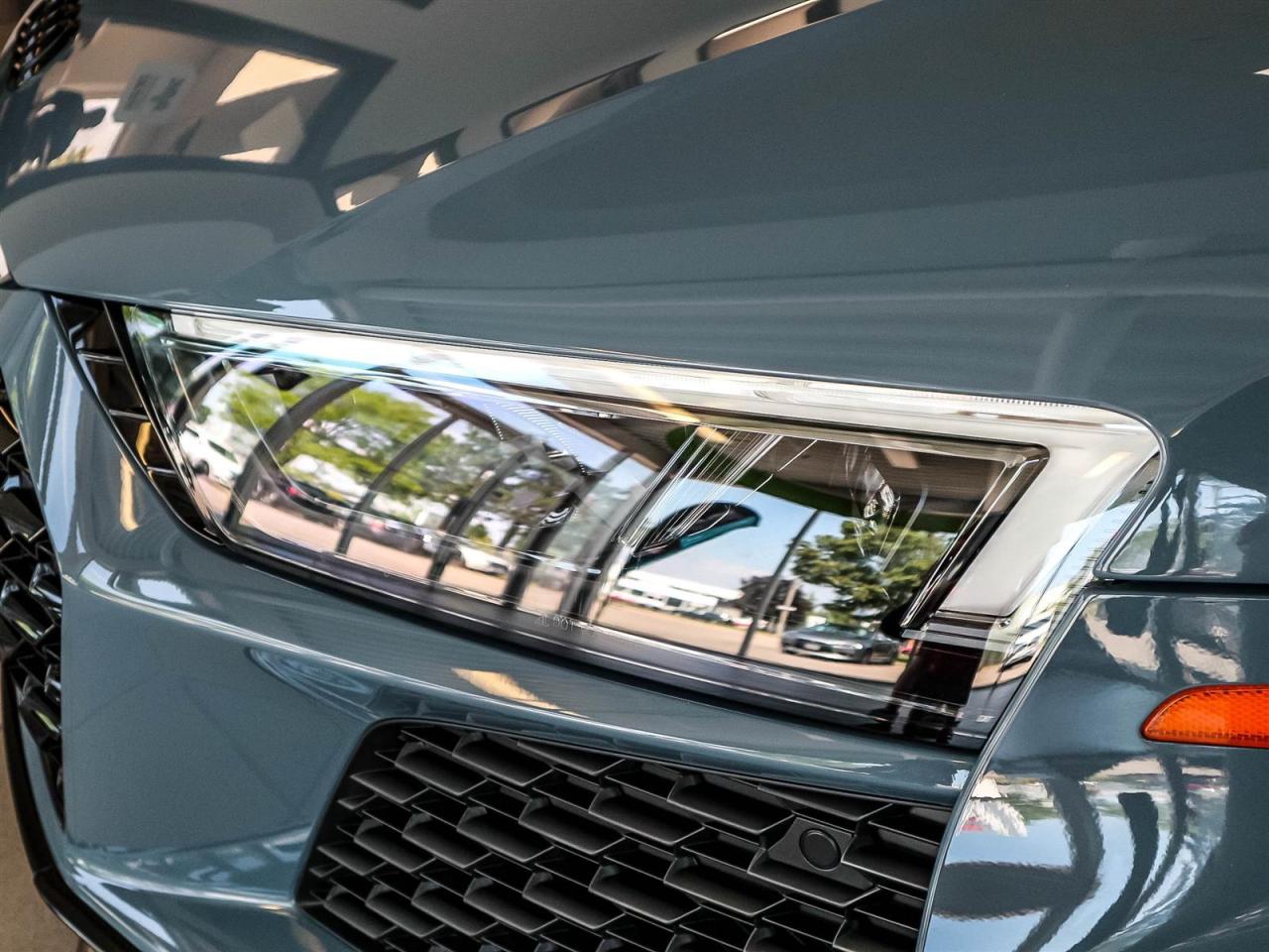 2023 Audi R8 Spyder 5.2 V10 Performance RWD 7 sp S tronic Photo4