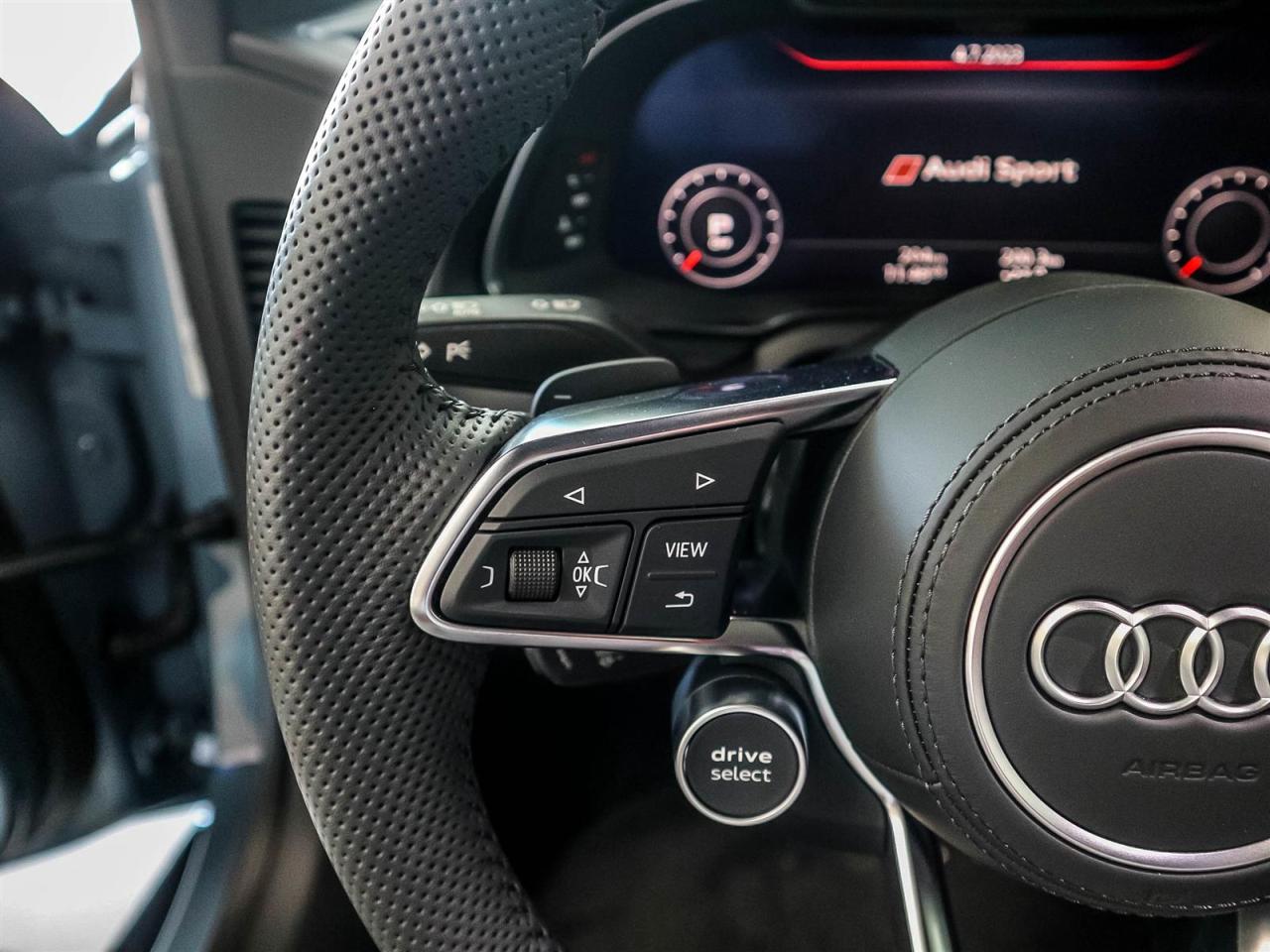 2023 Audi R8 Spyder 5.2 V10 Performance RWD 7 sp S tronic Photo