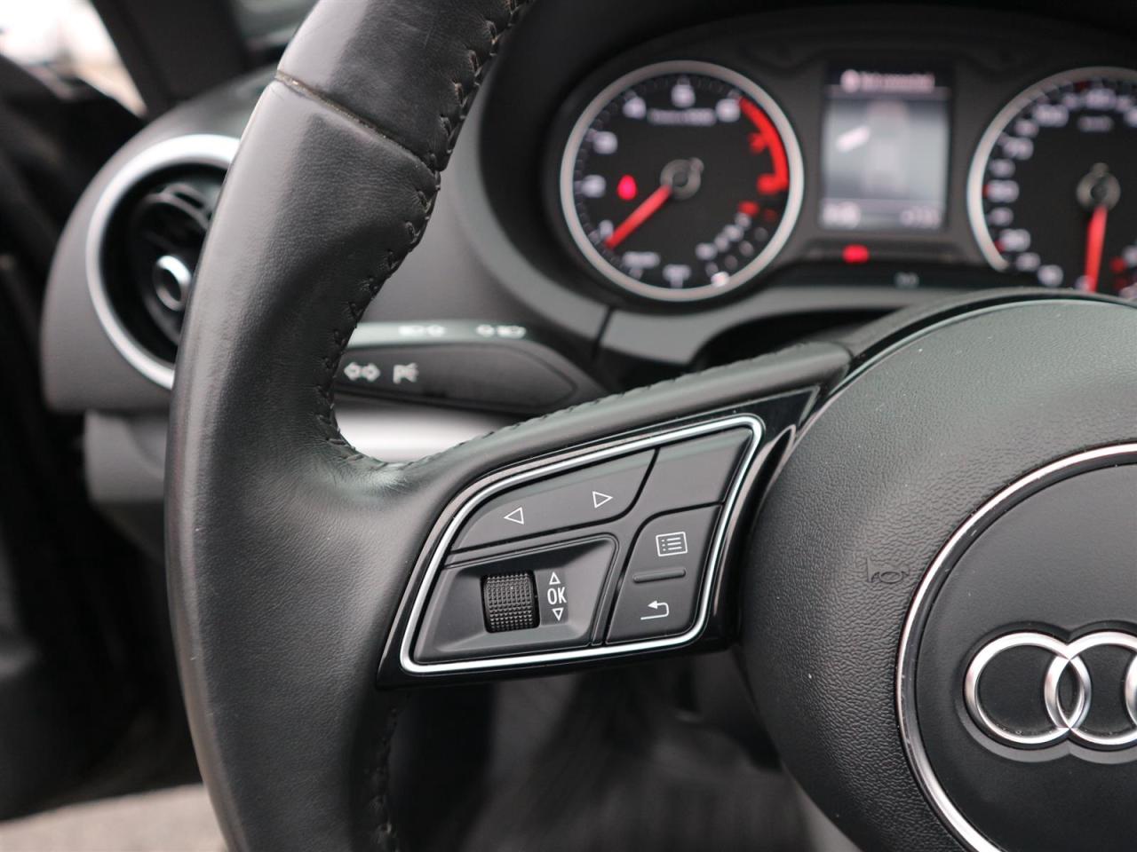 2017 Audi A3 2.0T Komfort quattro 6sp S tronic Cab Photo