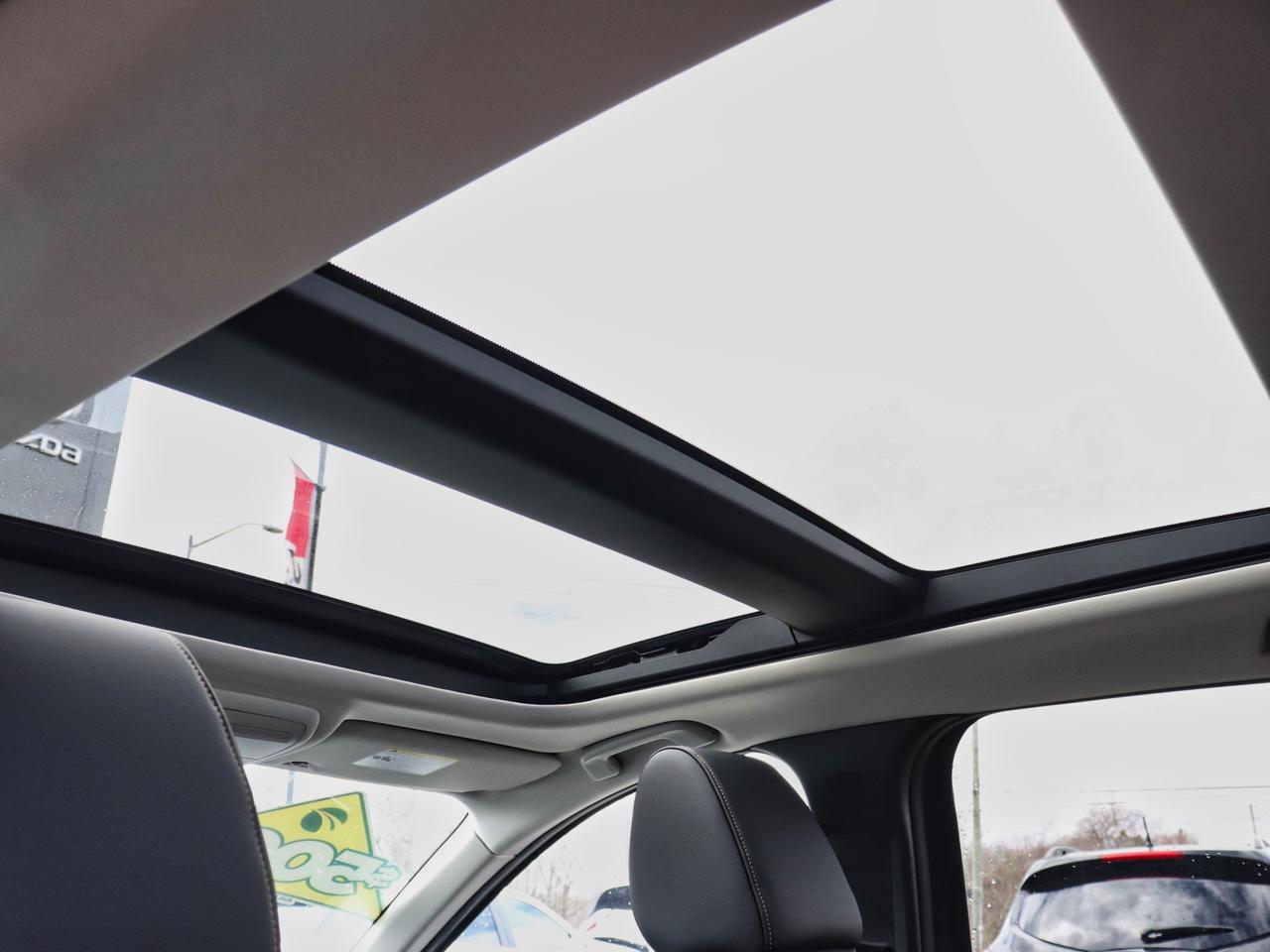 2024 Mazda CX-90 PHEV GS-L- PANOROOF AWD, CARPLAY, AMAZING FUEL ECONOMY Photo