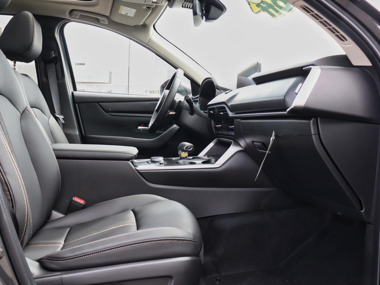 2024 Mazda CX-90 PHEV GS-L- PANOROOF AWD, CARPLAY, AMAZING FUEL ECONOMY Photo