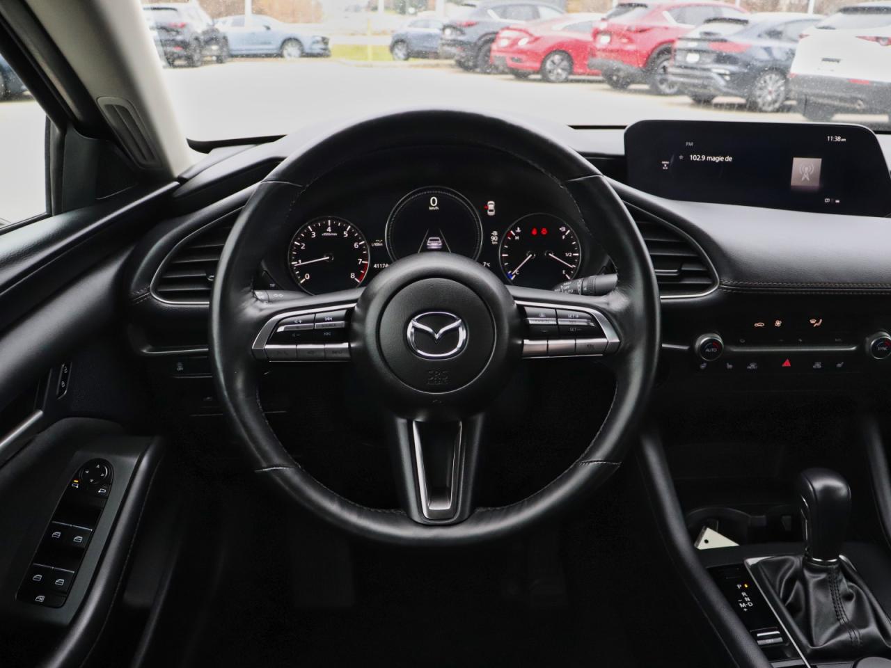 2023 Mazda MAZDA3 GS Photo