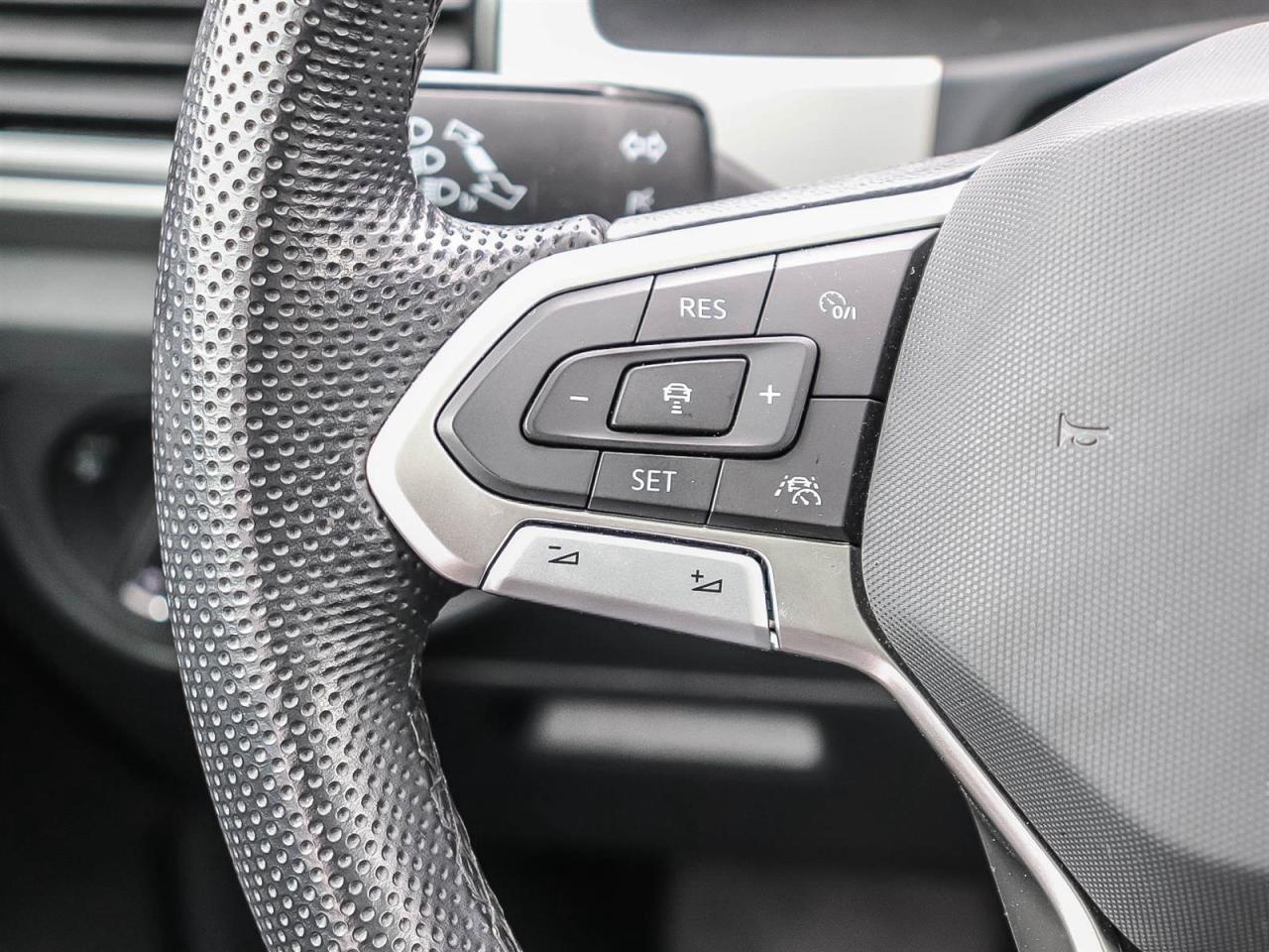 2023 Volkswagen Atlas HIGHLINE Photo