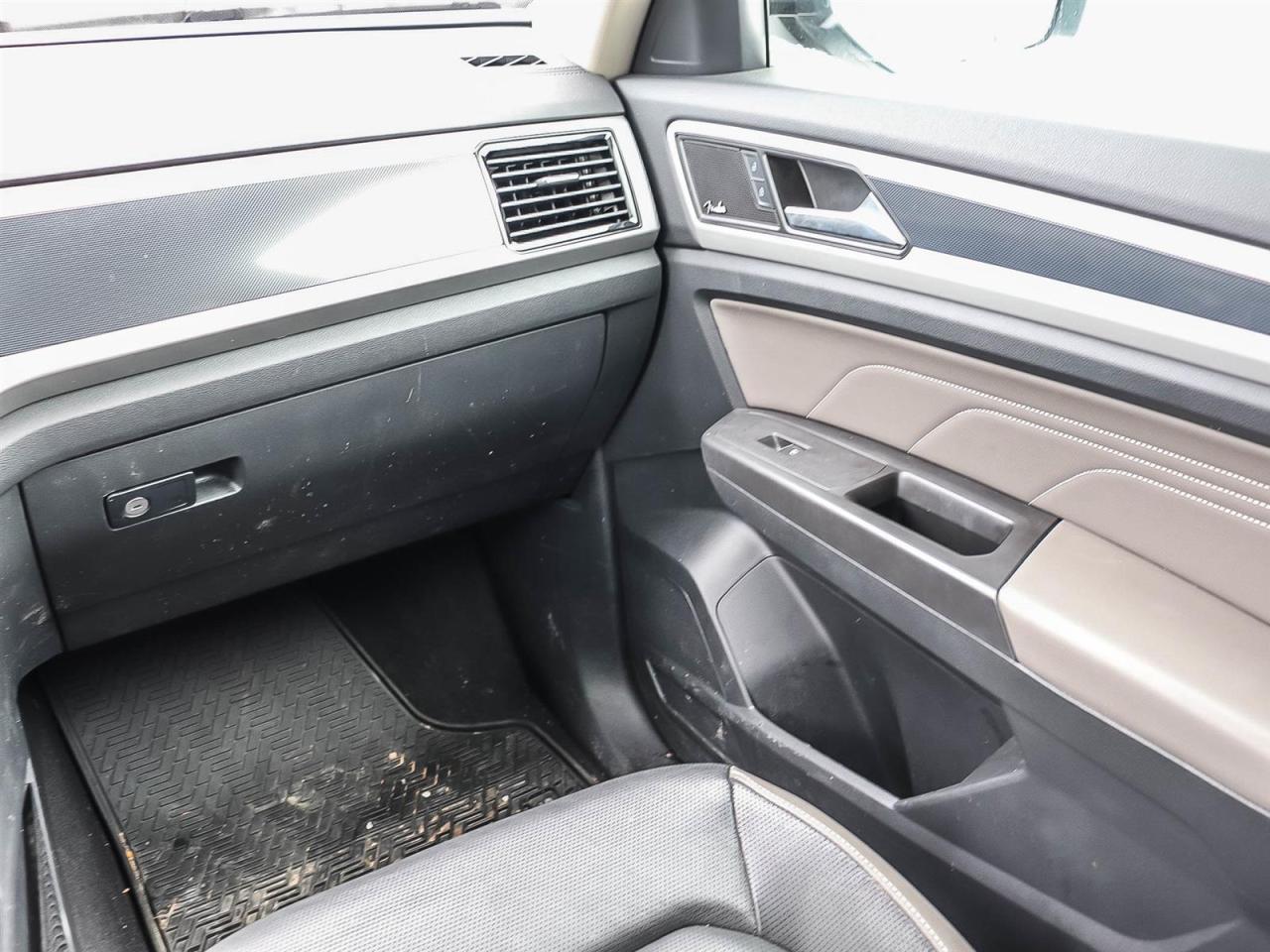 2023 Volkswagen Atlas HIGHLINE Photo