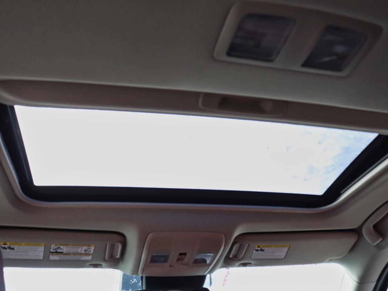 2024 Mazda CX-5 KURO EDITION- RED LEATHER, MOORNOOF, IACTIV SAFETY Photo